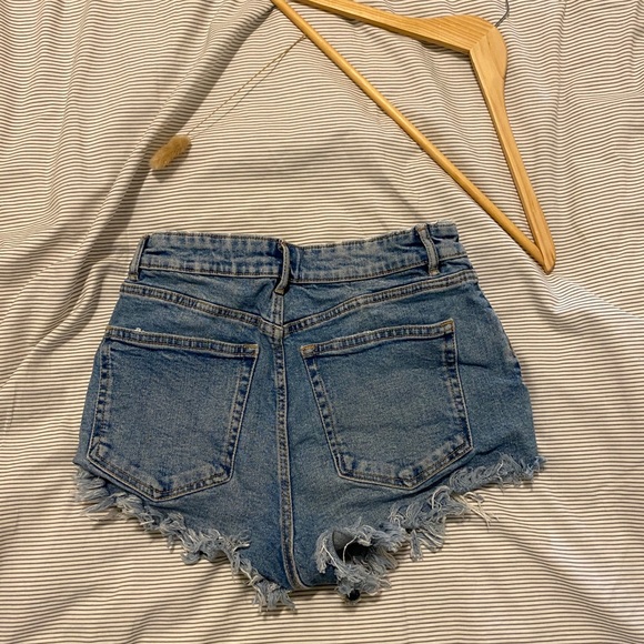 Zara jean shorts - Picture 4 of 8
